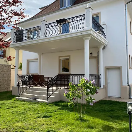 Primera Zimmer Mit Gemeinschaftsbad Singen Exterior photo