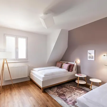 Primera Zimmer Mit Gemeinschaftsbad Singen Exterior photo